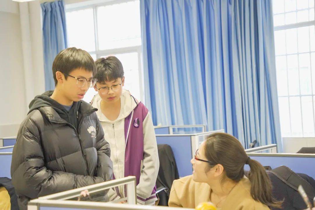 办公室的谈话——老师与我